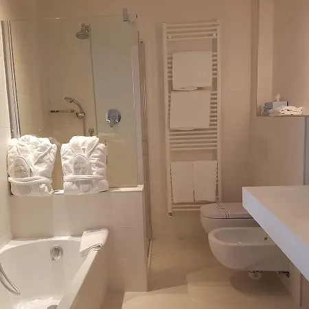 Szálloda Park Italia Cannero Riviera