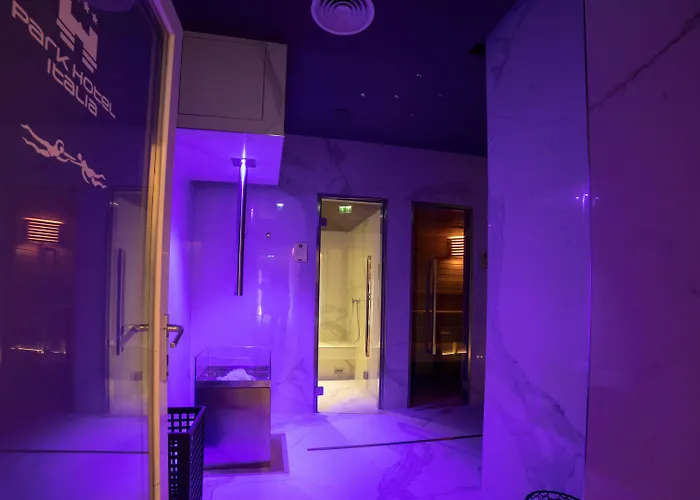 Park Italia Hotel 4*